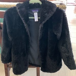 Girls M (10) black furry Patagonia long sleeve jacket